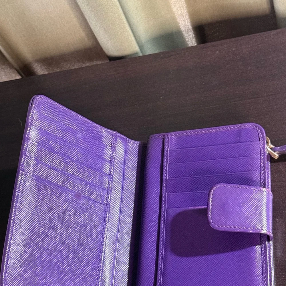 Prada Purple Saffiano Zip Wallet with Gold Logo - Picture 6 of 8